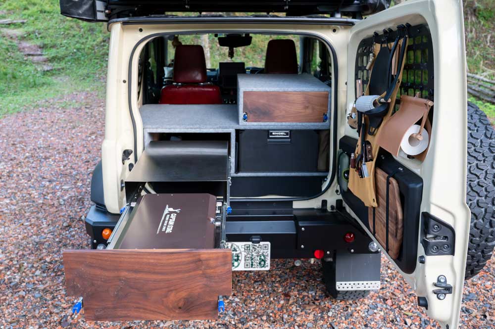 ドロワーキッチン
				オーバーランドキッチン
				オーバーランディングキッチン
				Overland Kitchen